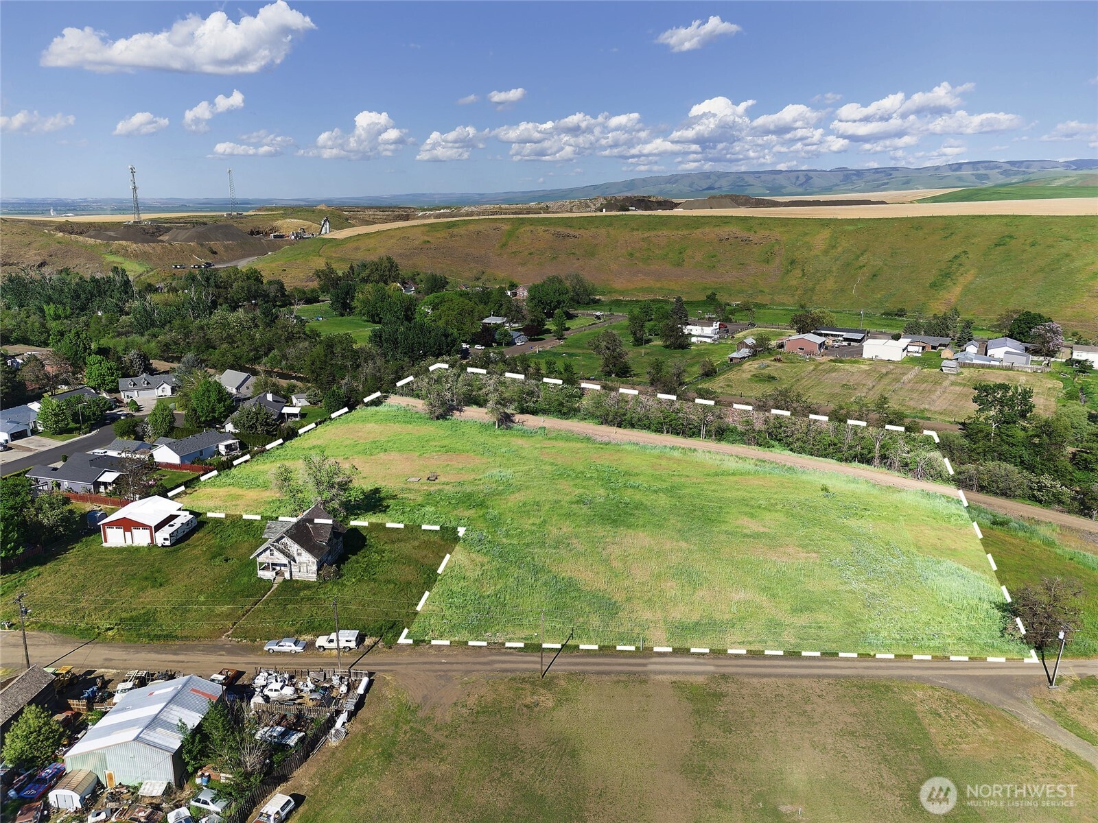 2121 Walnut Street , Milton-Freewater, OR 97862