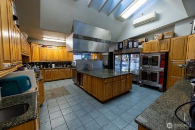 10622 8th Street E, Edgewood, WA 98372 - Photo 17