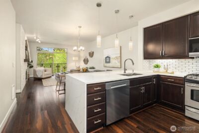 15700 116th Avenue NE #404, Bothell, WA 98011 - Photo 3