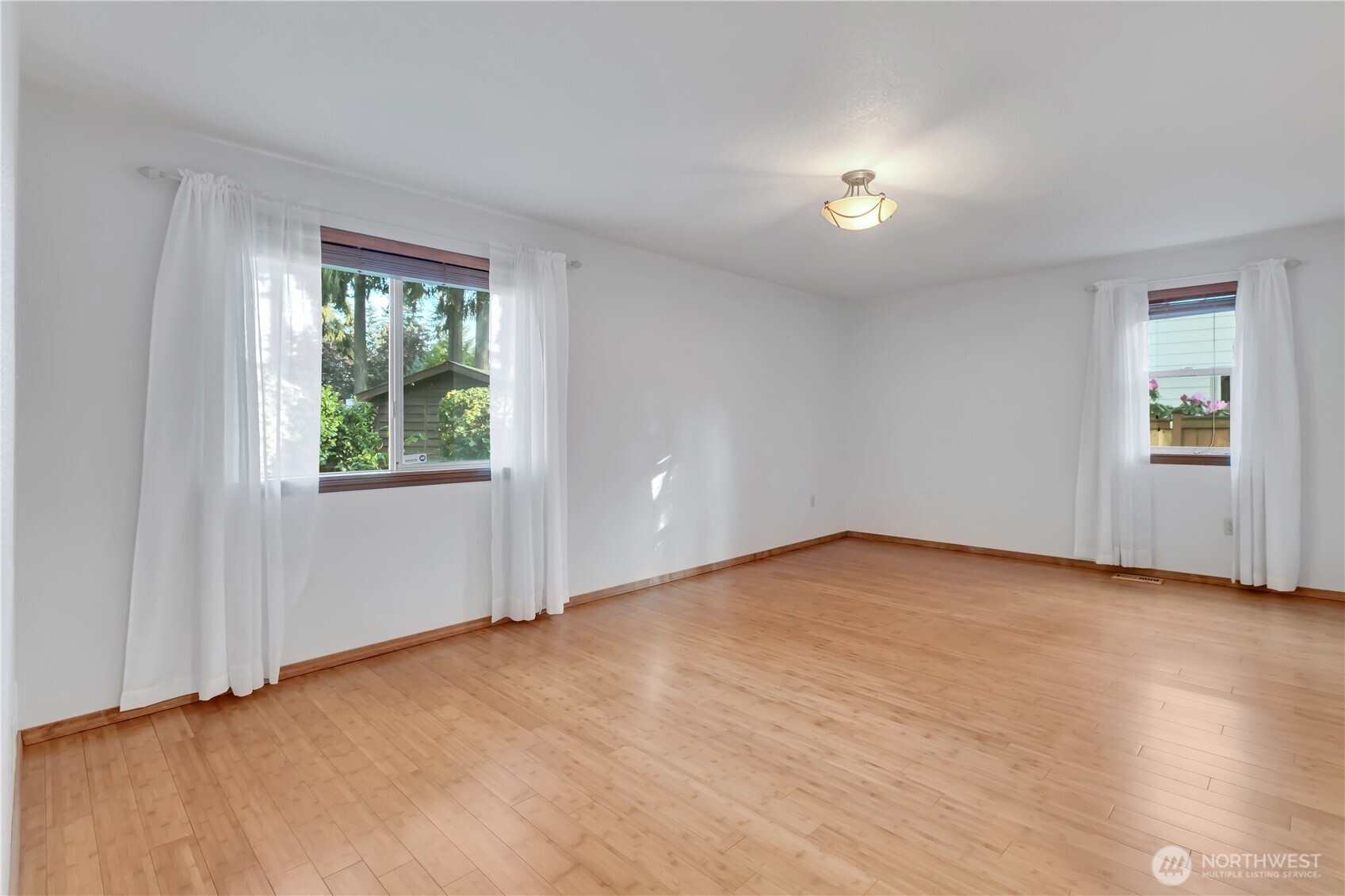 9216 78th Street SW, Tacoma, WA 98498