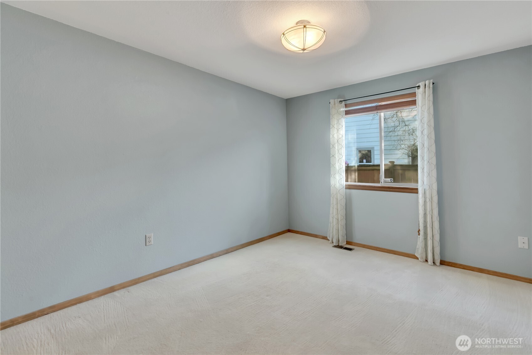 9216 78th Street SW, Tacoma, WA 98498