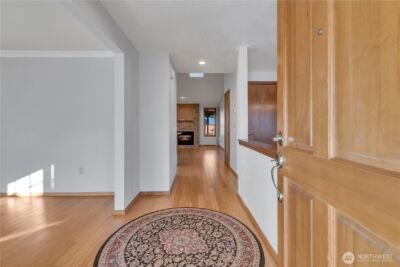 9216 78th Street SW, Tacoma, WA 98498 - Photo 3