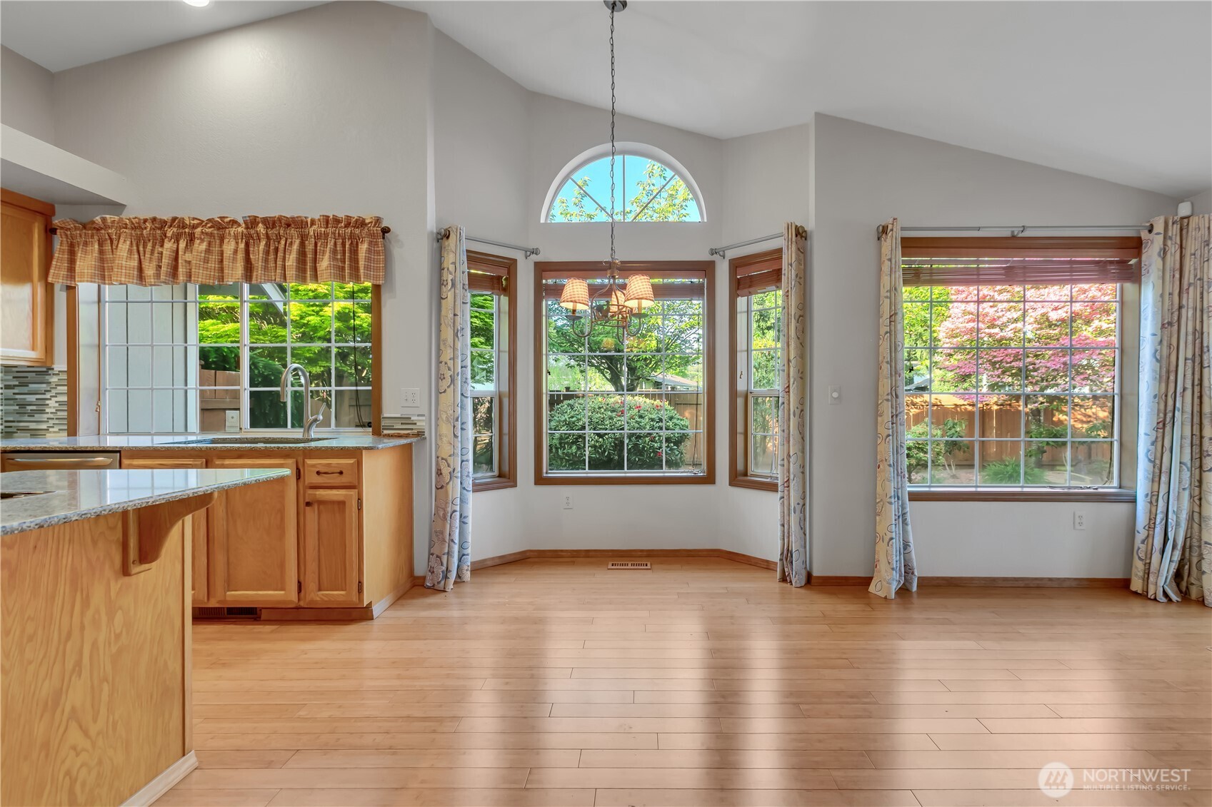 9216 78th Street SW, Tacoma, WA 98498