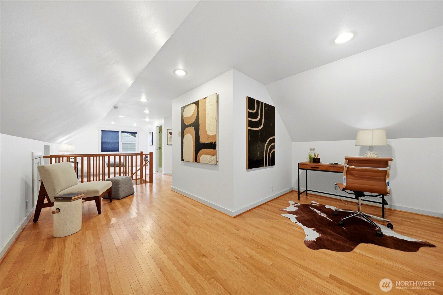 7030 27th Avenue NE, Seattle, WA 98115