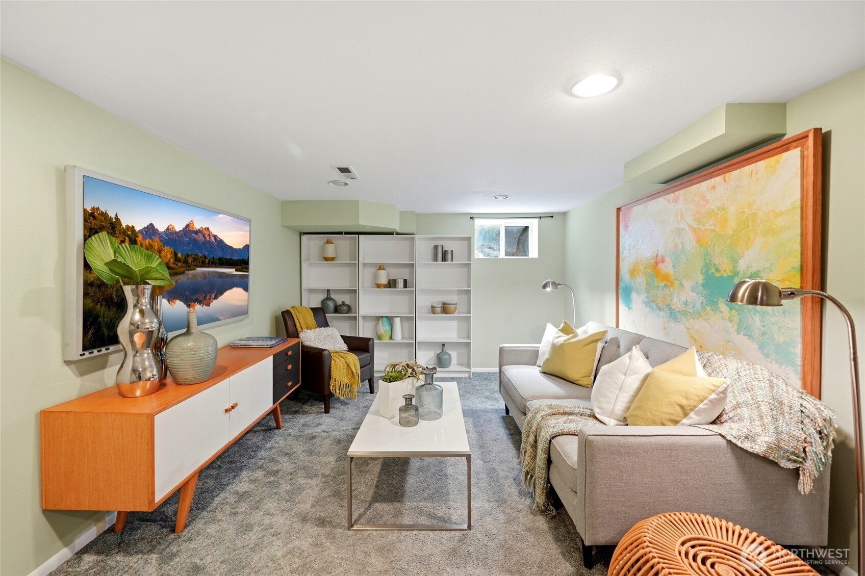 7030 27th Avenue NE, Seattle, WA 98115