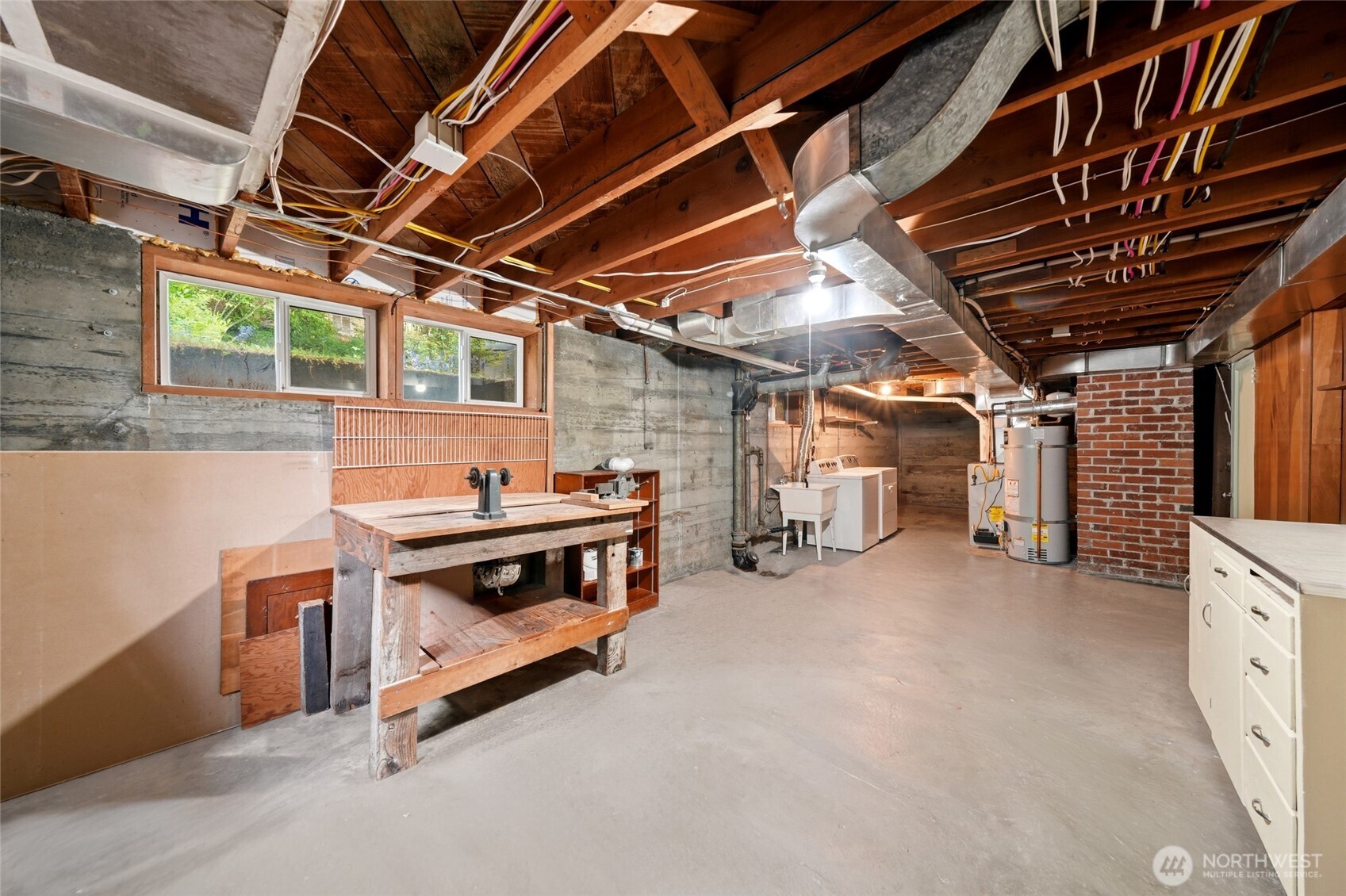 7030 27th Avenue NE, Seattle, WA 98115