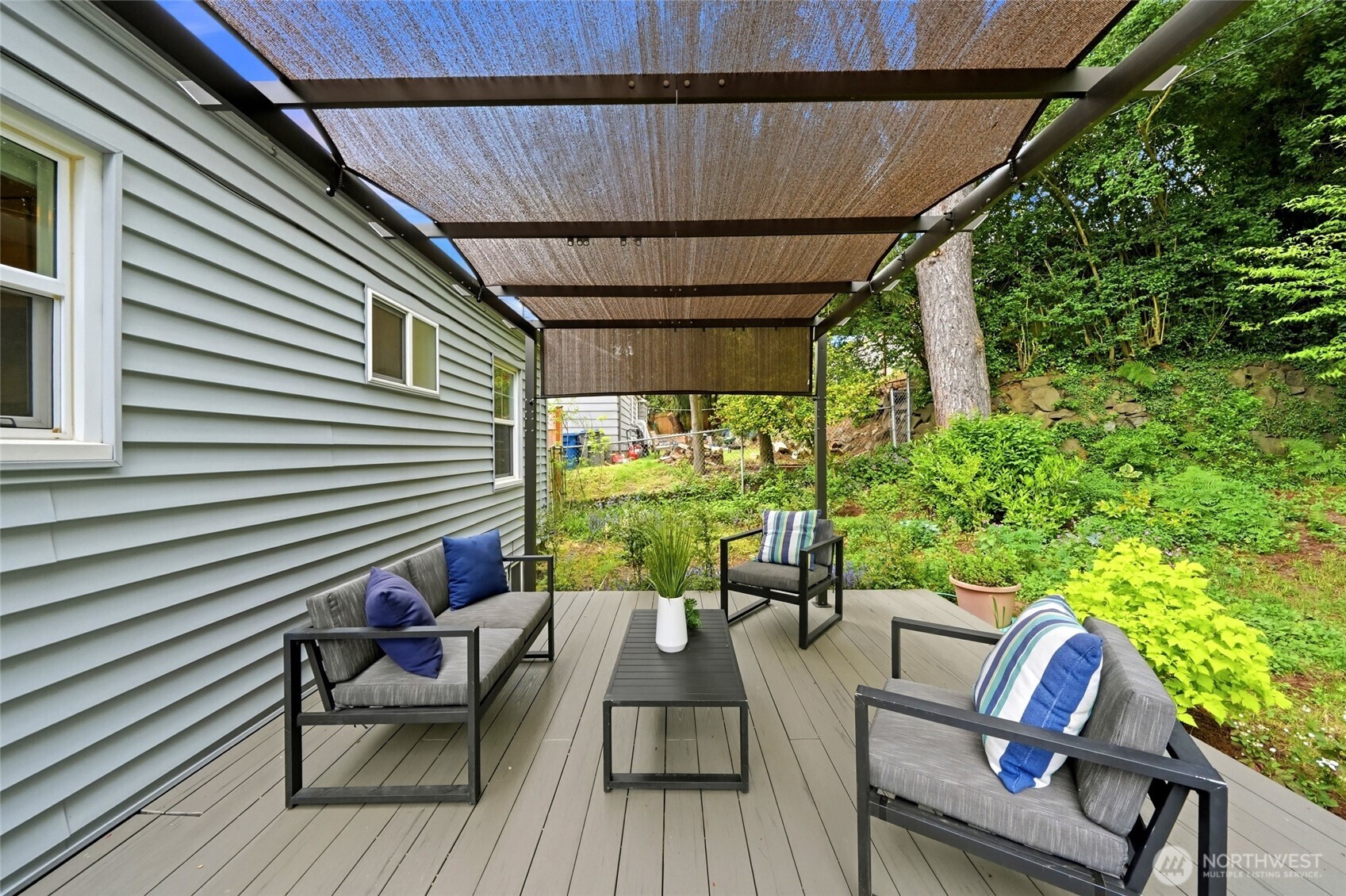 7030 27th Avenue NE, Seattle, WA 98115