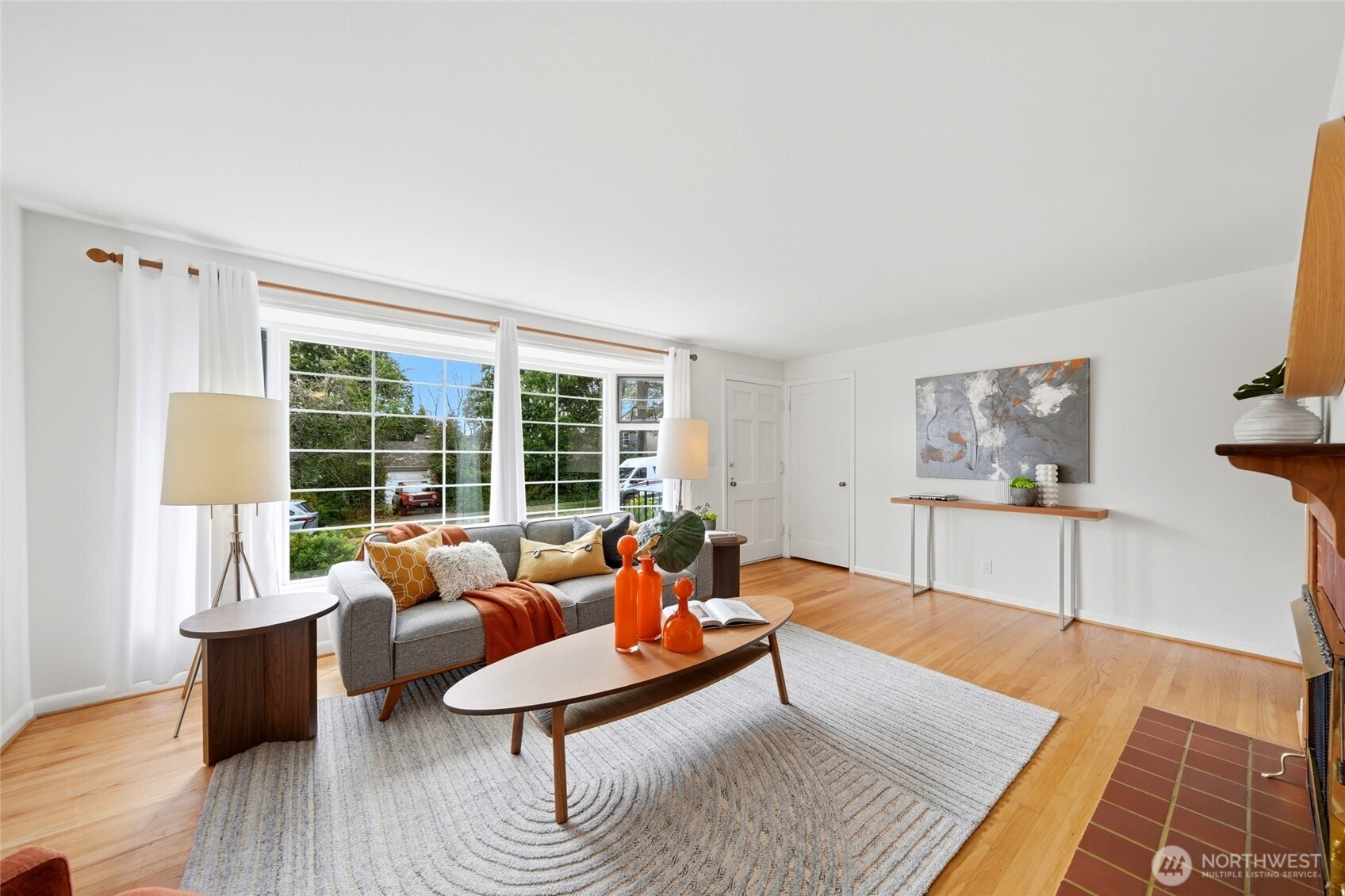 7030 27th Avenue NE, Seattle, WA 98115