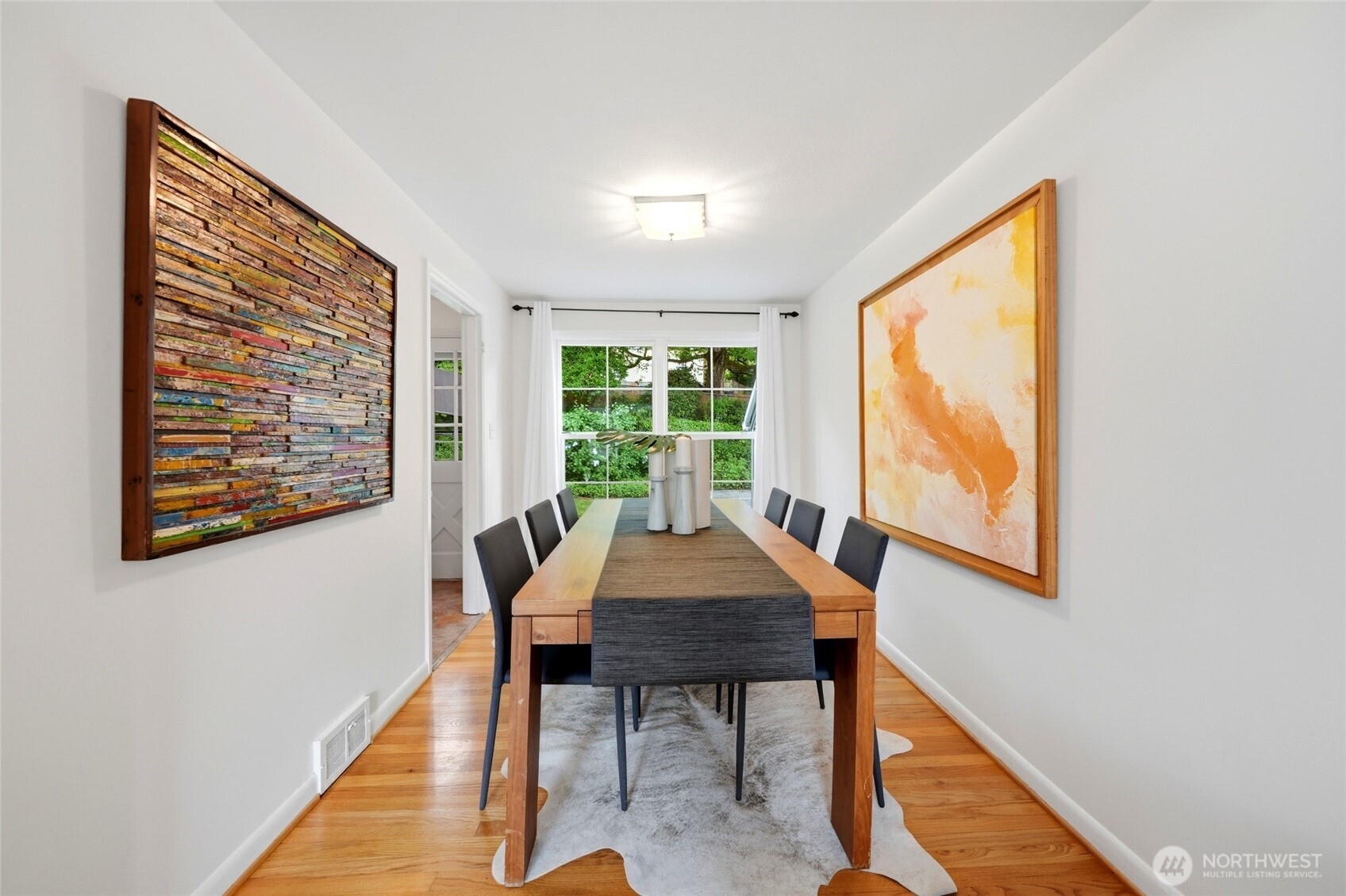 7030 27th Avenue NE, Seattle, WA 98115