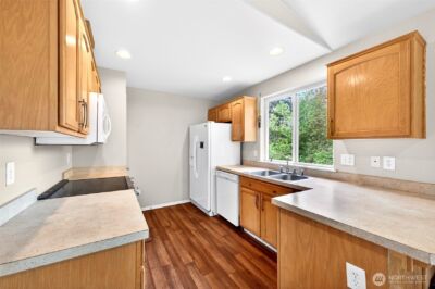 10224 10th Avenue Ct S, Tacoma, WA 98444 - Photo 5