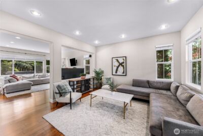 23977 SE 10th Street , Sammamish, WA 98075-8134 - Photo 12