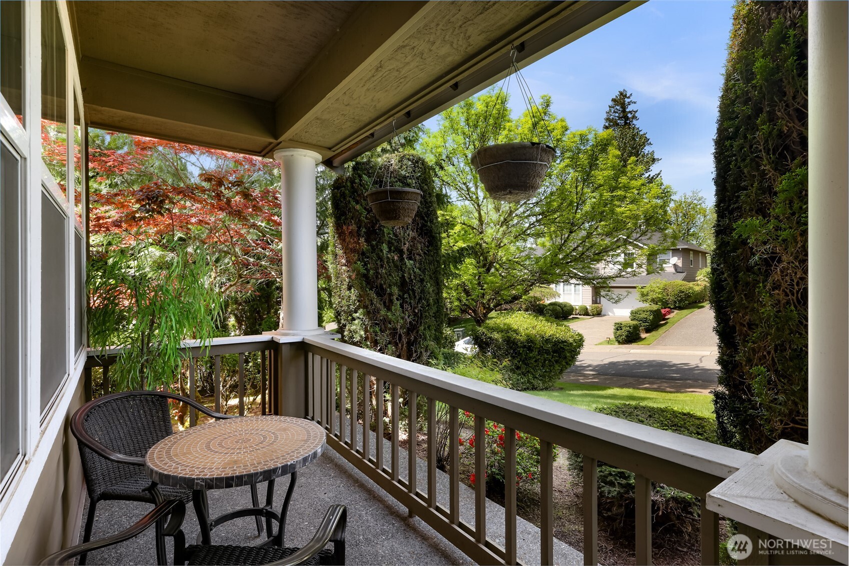 23977 SE 10th Street , Sammamish, WA 98075-8134