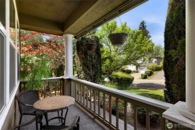 23977 SE 10th Street , Sammamish, WA 98075-8134 - Photo 20