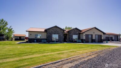 3962 Road F NE, Moses Lake, WA 98837 - Photo 1