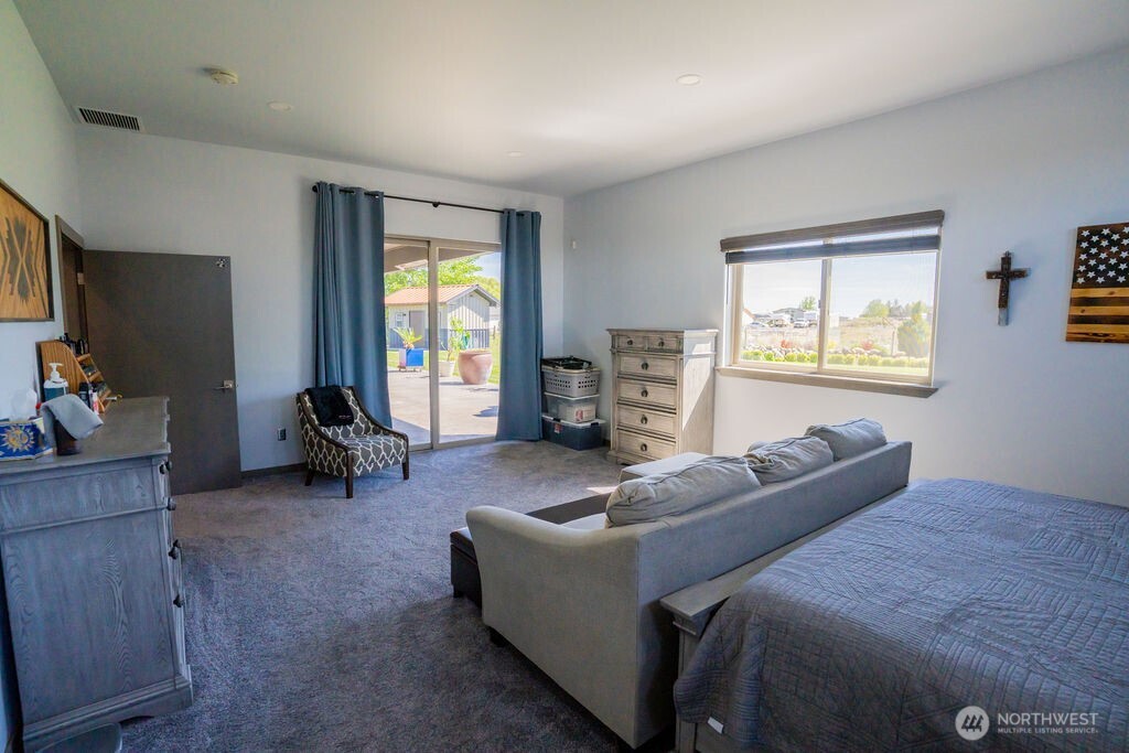 3962 Road F NE, Moses Lake, WA 98837