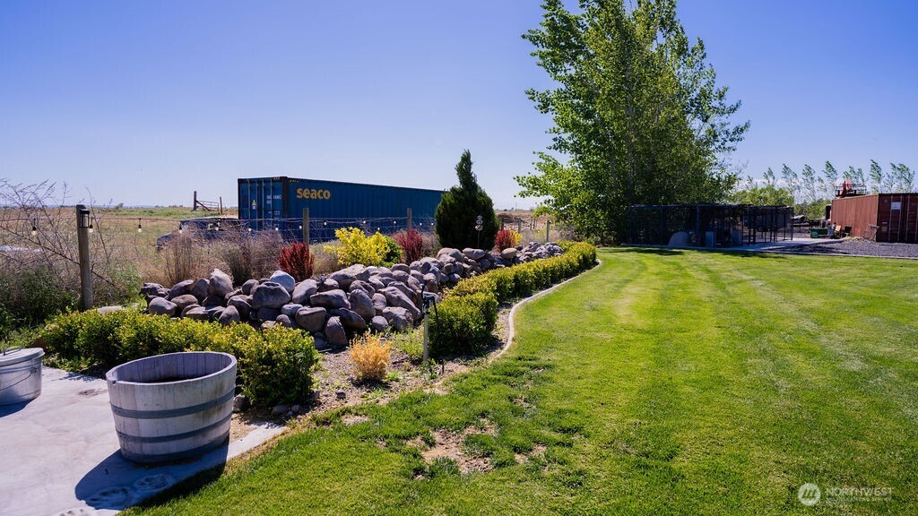 3962 Road F NE, Moses Lake, WA 98837