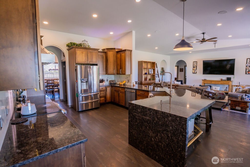 3962 Road F NE, Moses Lake, WA 98837