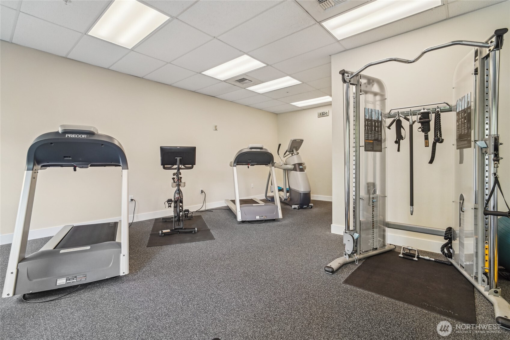2721 1st Avenue #906, Seattle, WA 98121