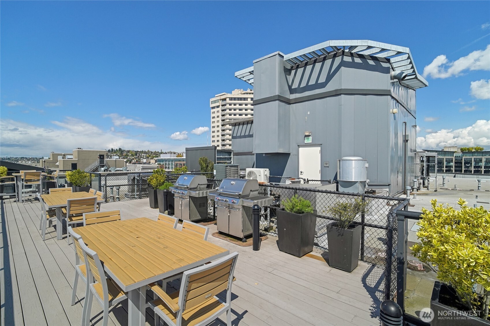 2721 1st Avenue #906, Seattle, WA 98121
