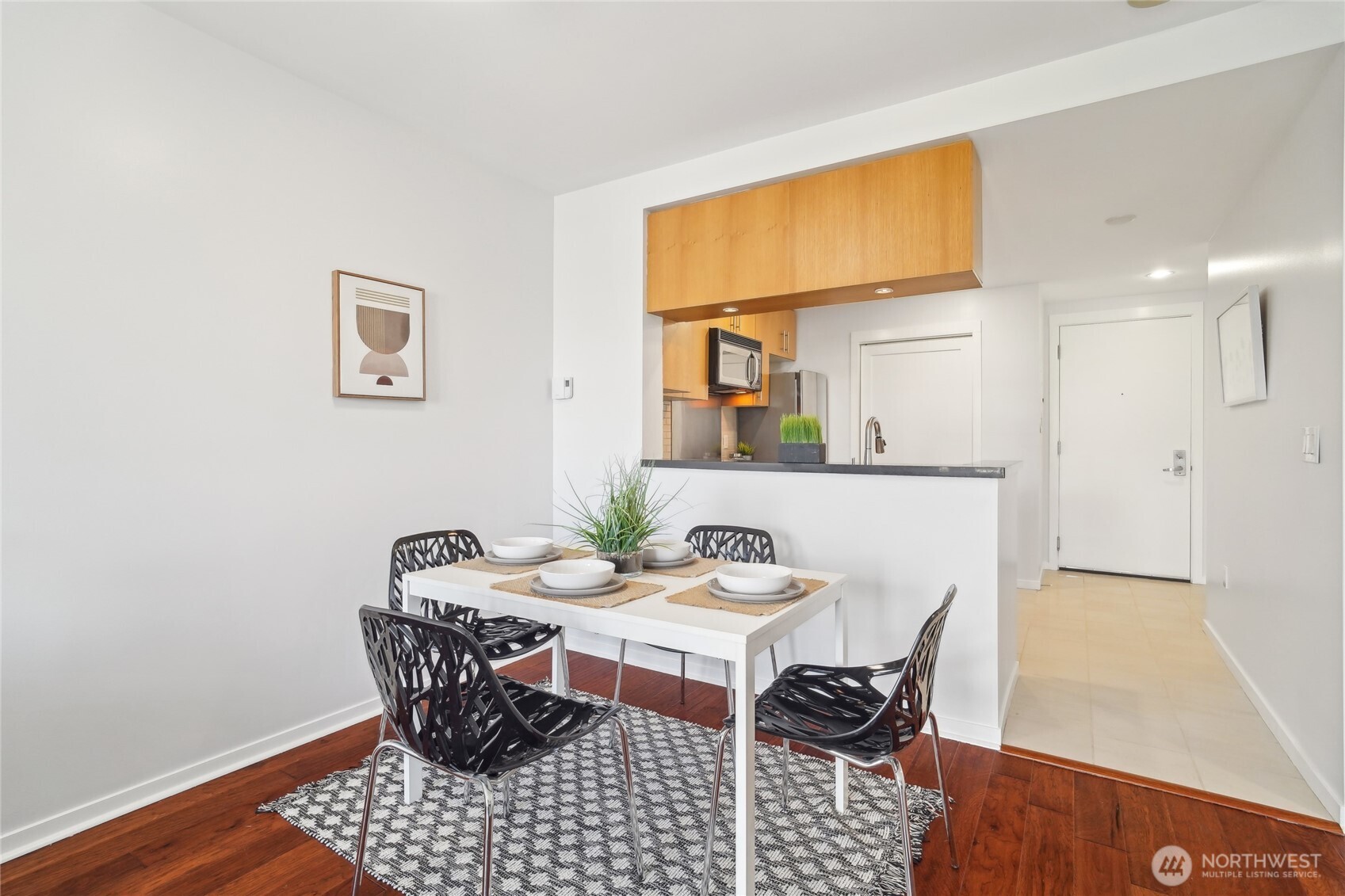 2721 1st Avenue #906, Seattle, WA 98121