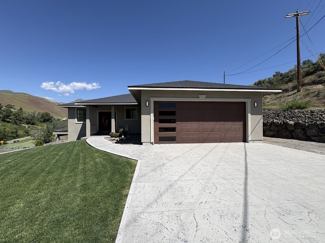 1515 American Fruit Road , Wenatchee, WA 98801