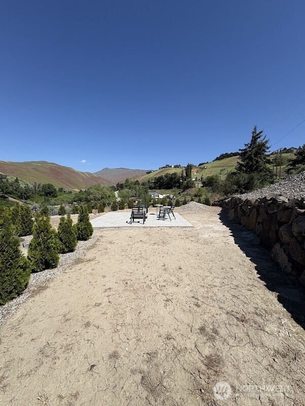 1515 American Fruit Road , Wenatchee, WA 98801