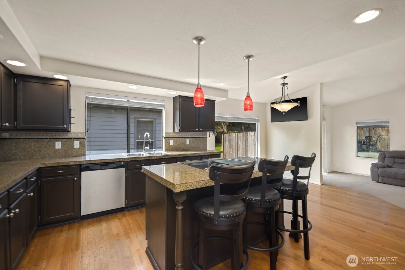 4101 Browns Point Boulevard NE, Tacoma, WA 98422