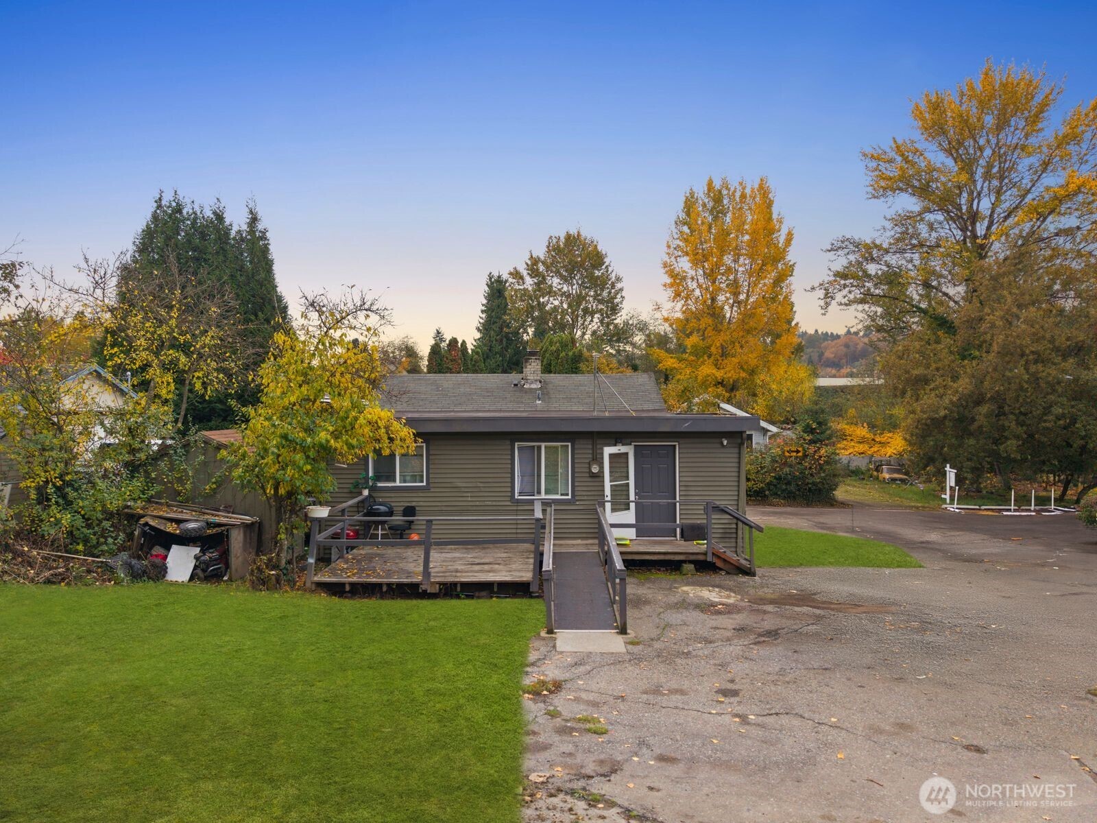 702 S Director Street , Seattle, WA 98108