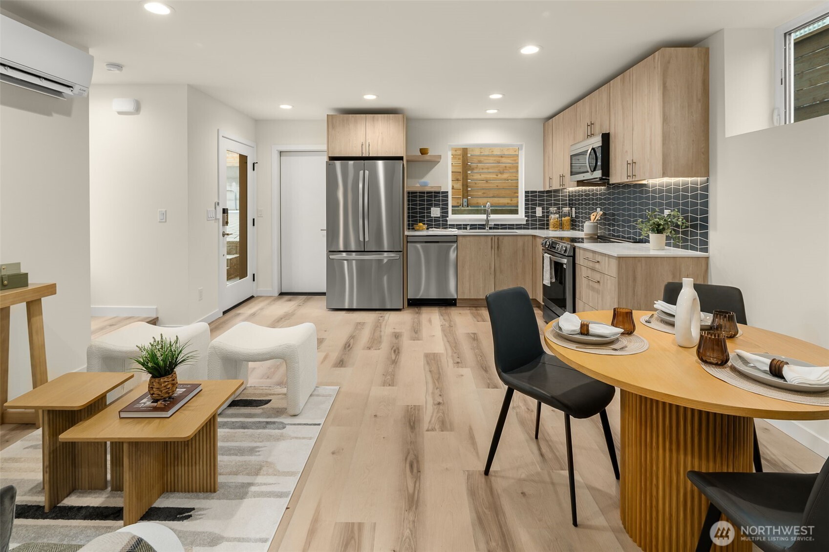 3918 S Juneau Street , Seattle, WA 98118