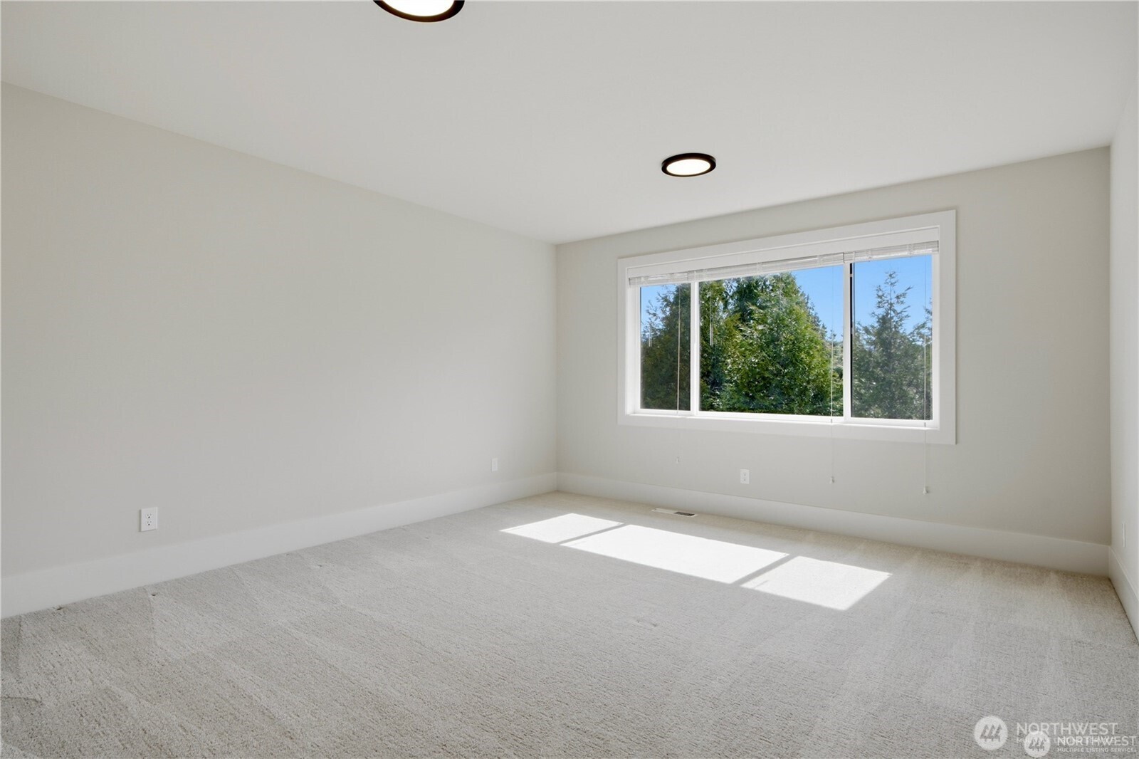 23623 SE 35th Court , Sammamish, WA 98029