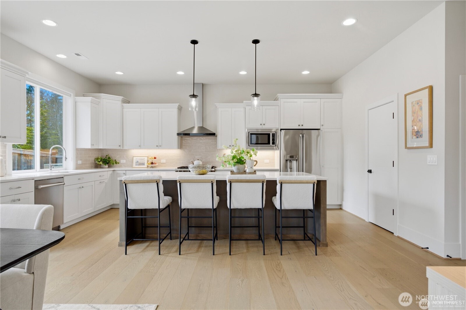 23623 SE 35th Court , Sammamish, WA 98029