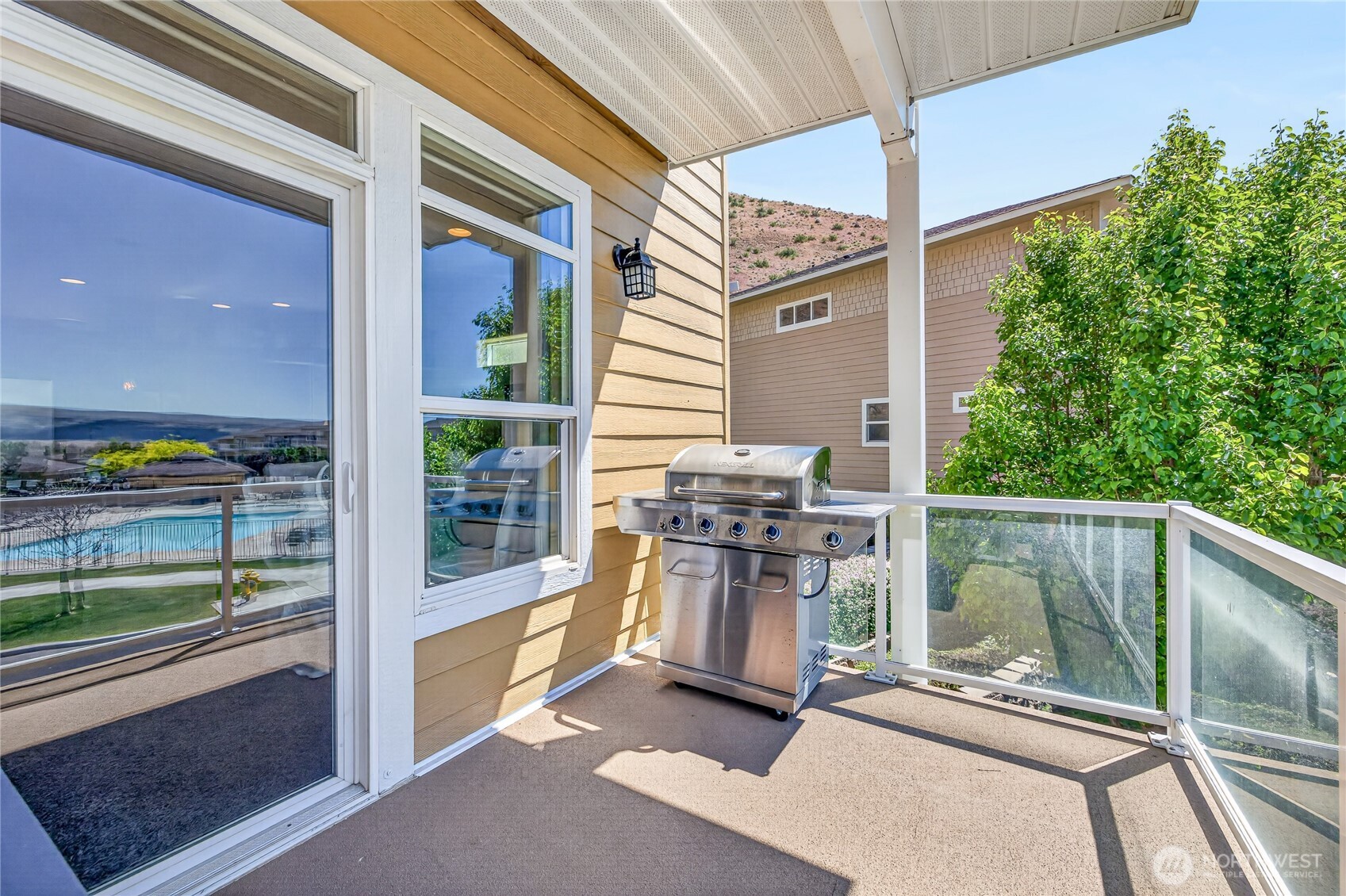 9349 NW Canyon Drive , Quincy, WA 98848