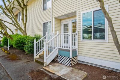 127 SW 154th Street #106, Burien, WA 98166 - Photo 4