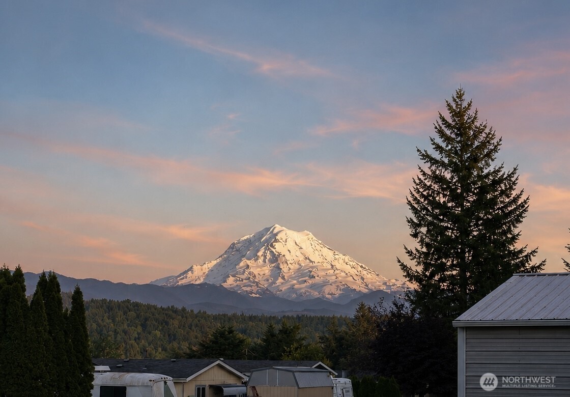 14306 Greenbelt Drive E, Bonney Lake, WA 98391