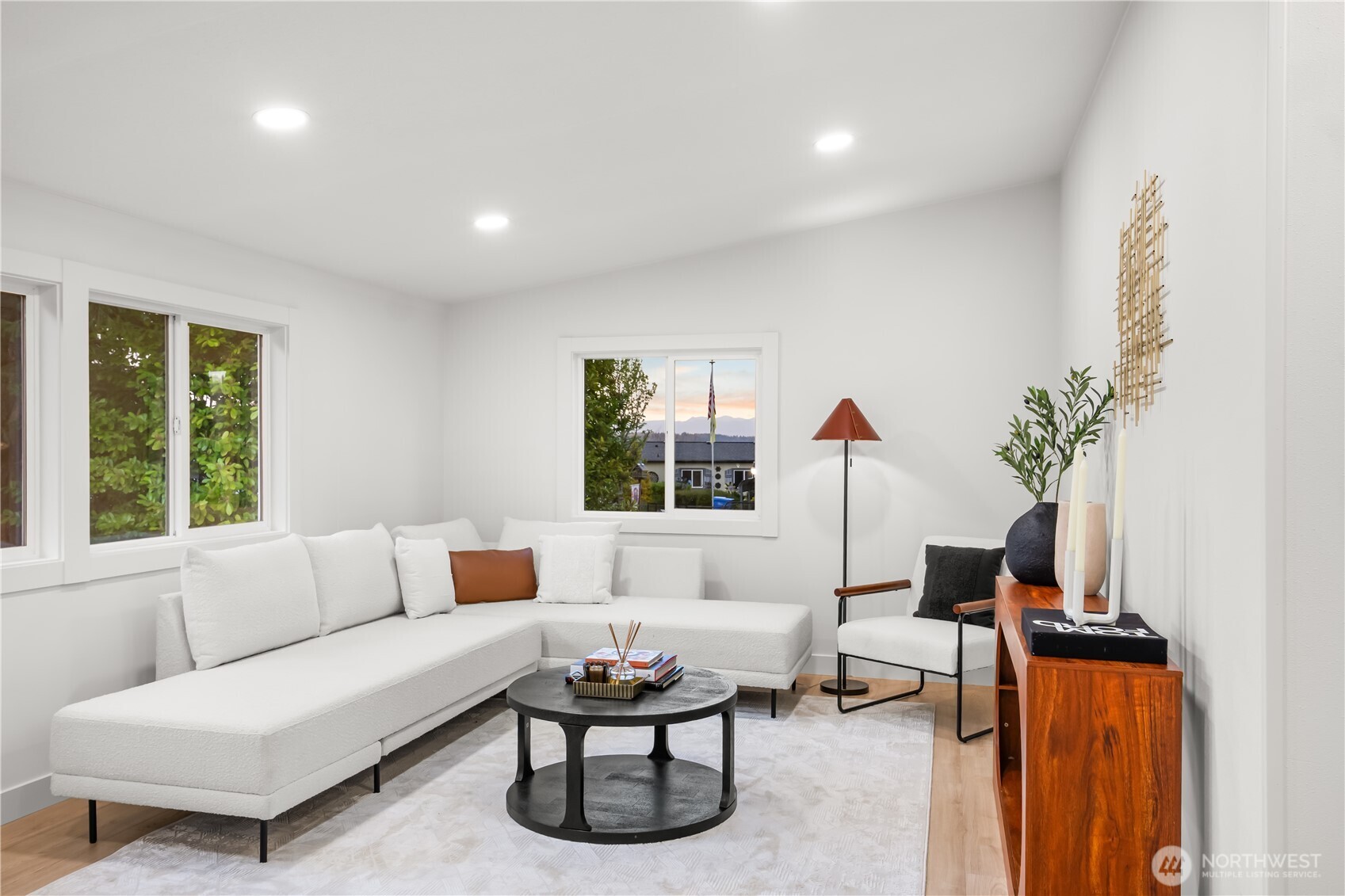 14306 Greenbelt Drive E, Bonney Lake, WA 98391