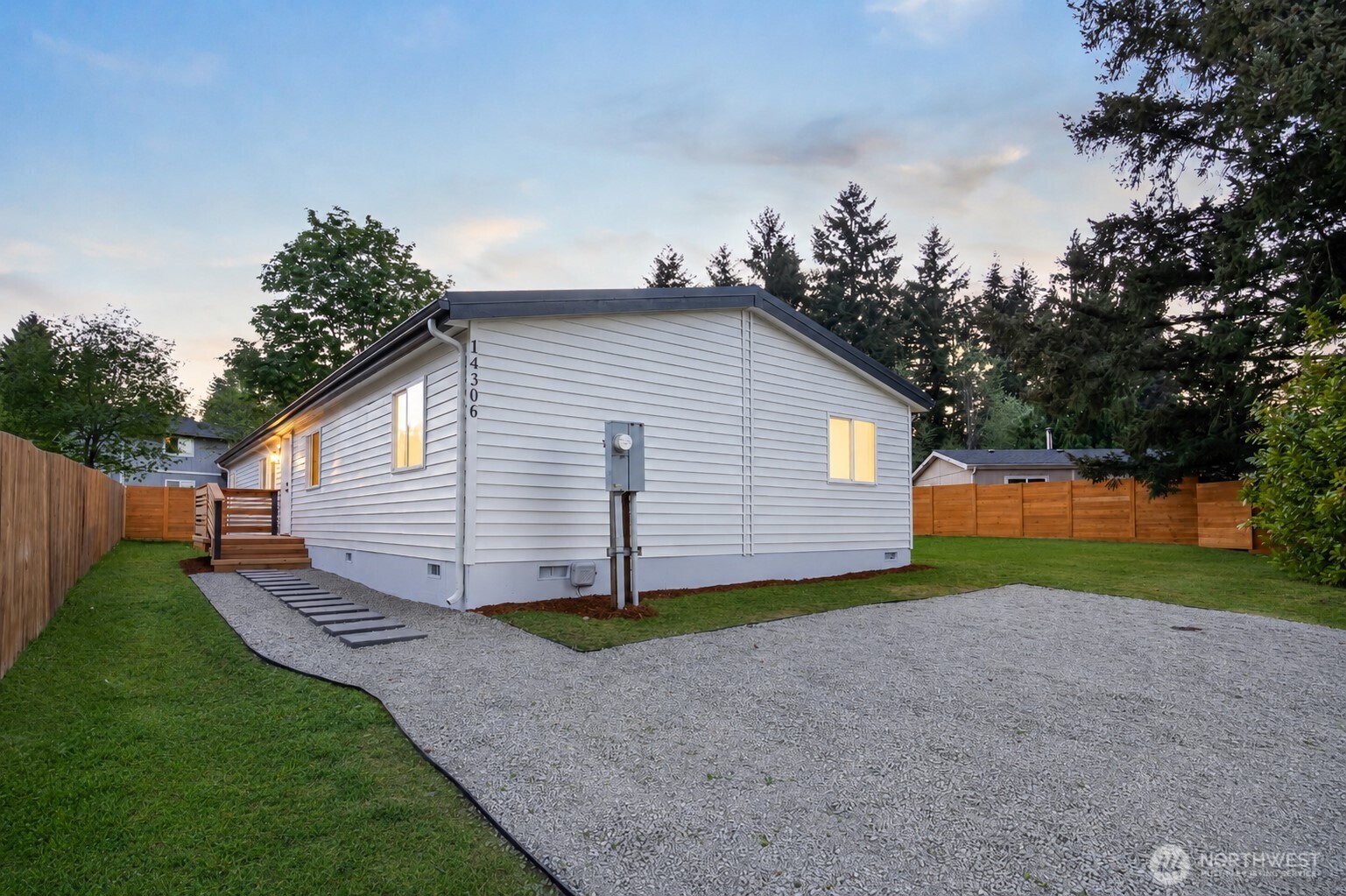14306 Greenbelt Drive E, Bonney Lake, WA 98391