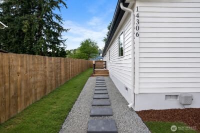 14306 Greenbelt Drive E, Bonney Lake, WA 98391 - Photo 3