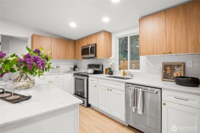 14306 Greenbelt Drive E, Bonney Lake, WA 98391 - Photo 6