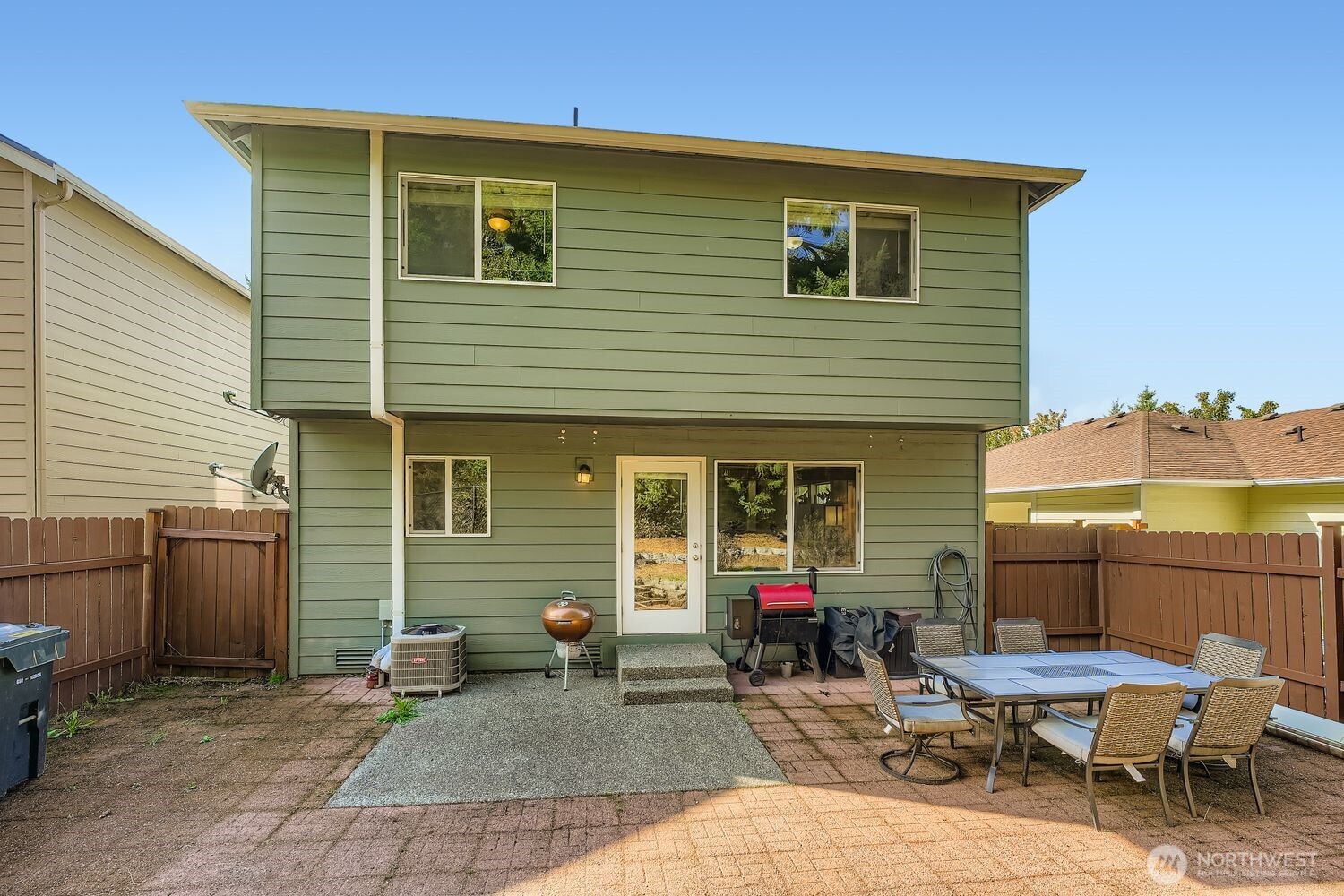 3971 E Roosevelt Avenue , Tacoma, WA 98404