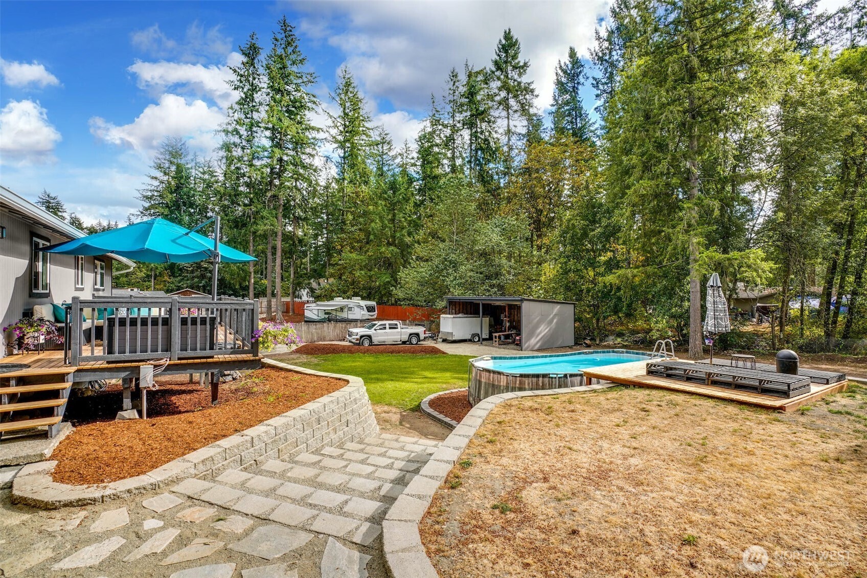 22005 SE 295th Place , Black Diamond, WA 98010