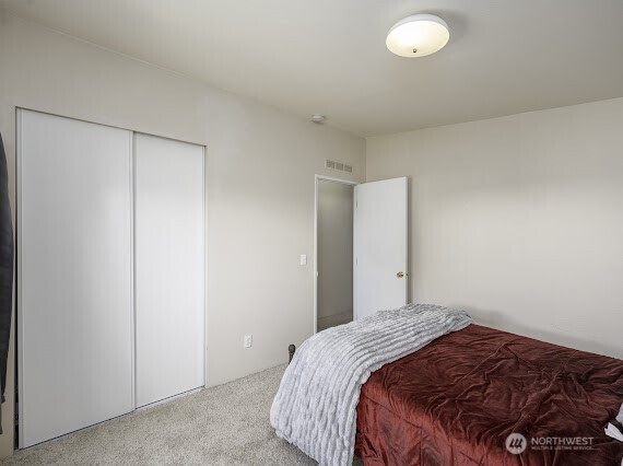 10369 Northern Avenue NE, Coulee City, WA 99115