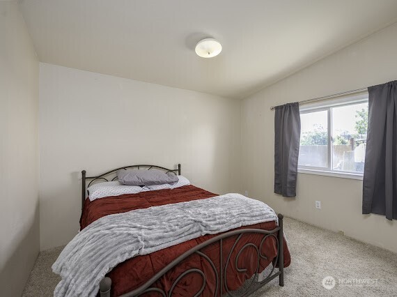 10369 Northern Avenue NE, Coulee City, WA 99115