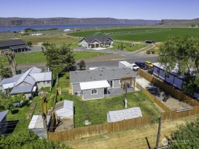 10369 Northern Avenue NE, Coulee City, WA 99115 - Photo 4