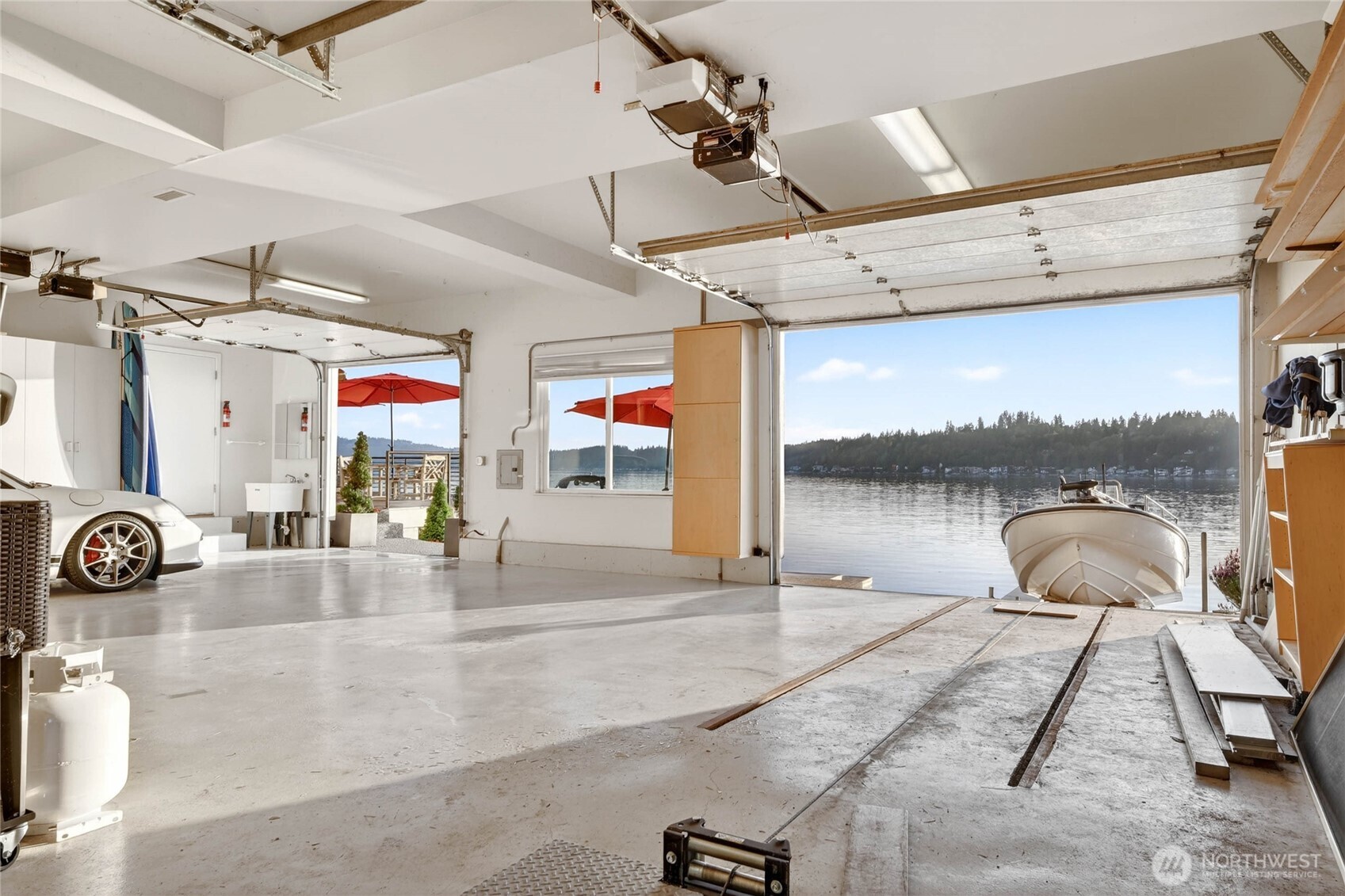 2007 E Lake Sammamish Parkway NE, Sammamish, WA 98074