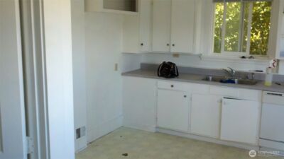 617 S 17th Street , Tacoma, WA 98504 - Photo 12