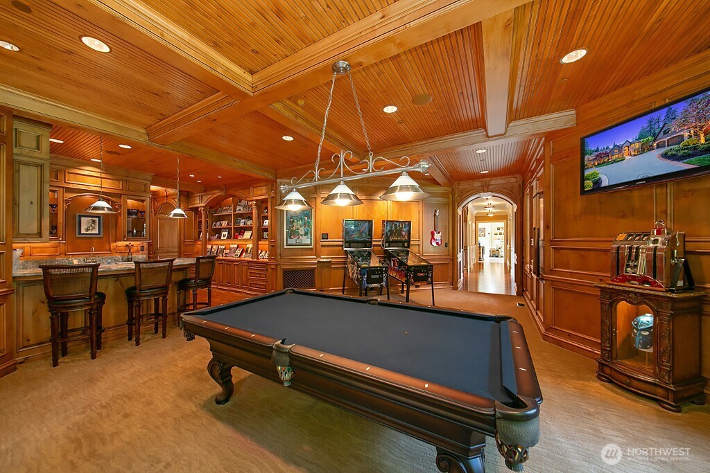 11211 Wachusett Road , Woodway, WA 98020