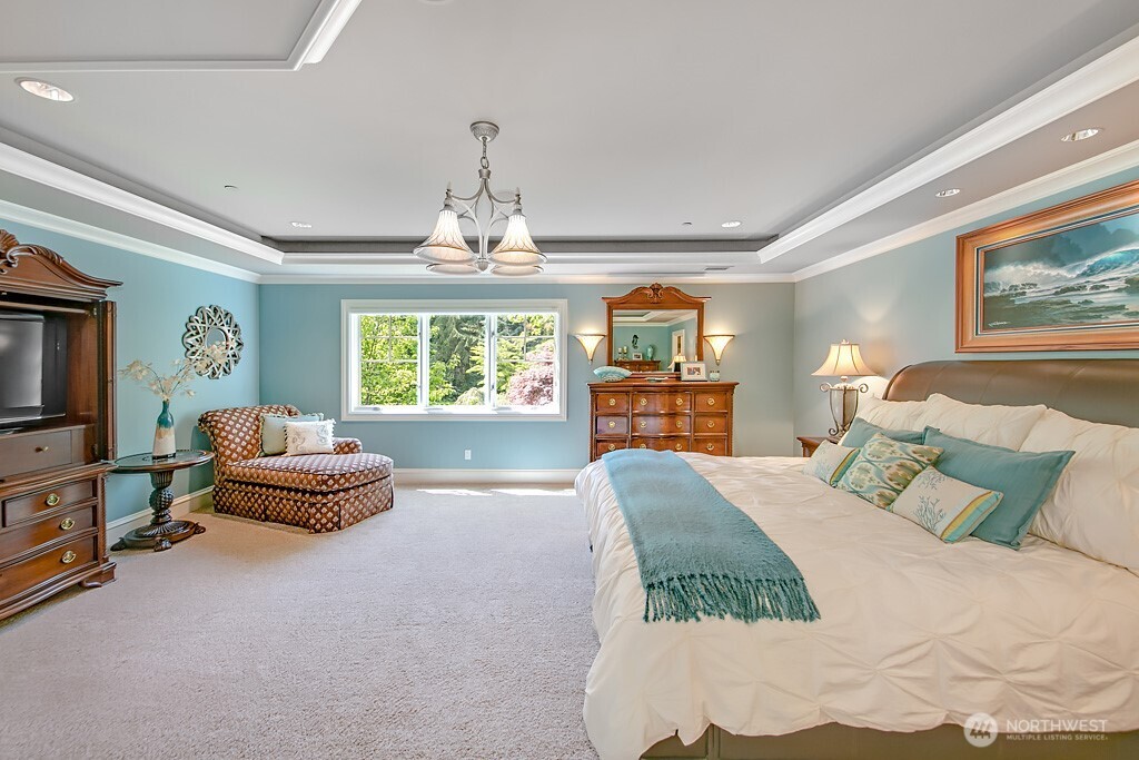 11211 Wachusett Road , Woodway, WA 98020