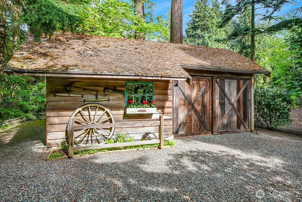 11211 Wachusett Road , Woodway, WA 98020