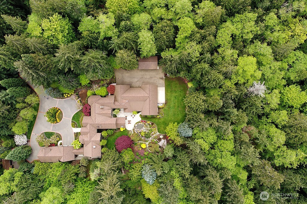 11211 Wachusett Road , Woodway, WA 98020
