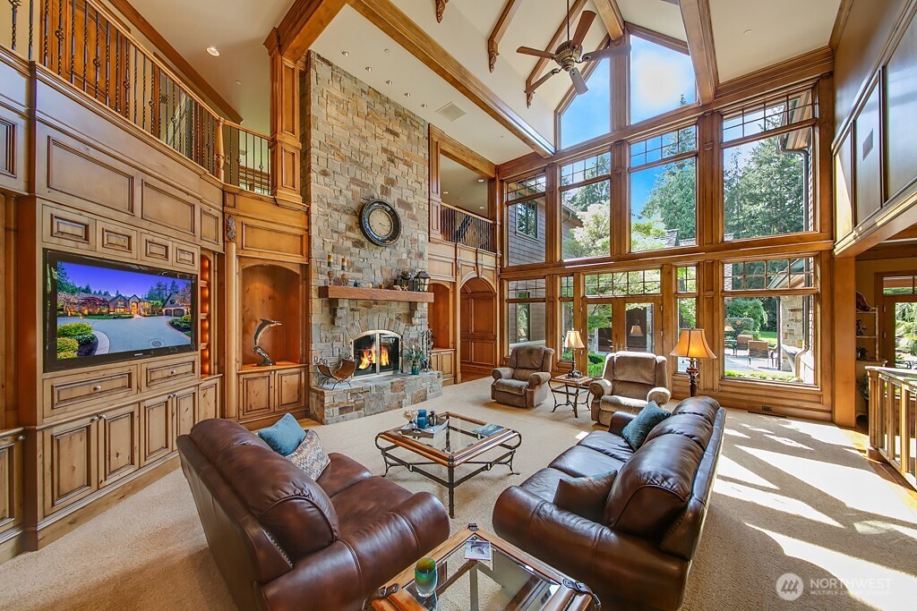 11211 Wachusett Road , Woodway, WA 98020